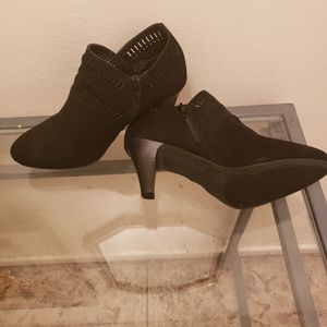 BLACK Heel Shoe